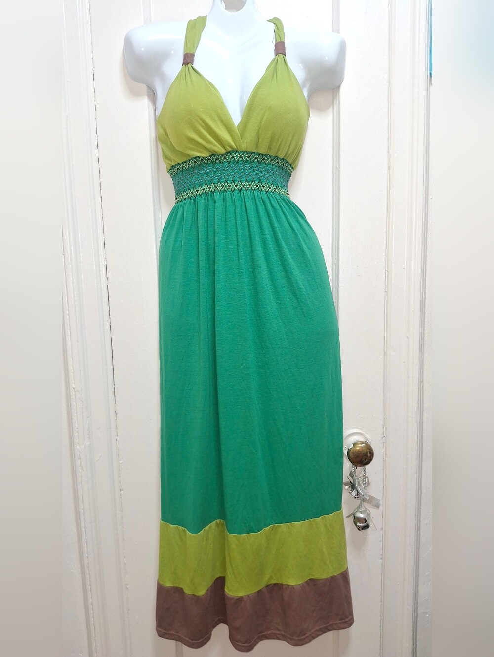 Fashion Instincts Women’s Halter Maxi Dress Green Colorblock Empire Waist Padded
